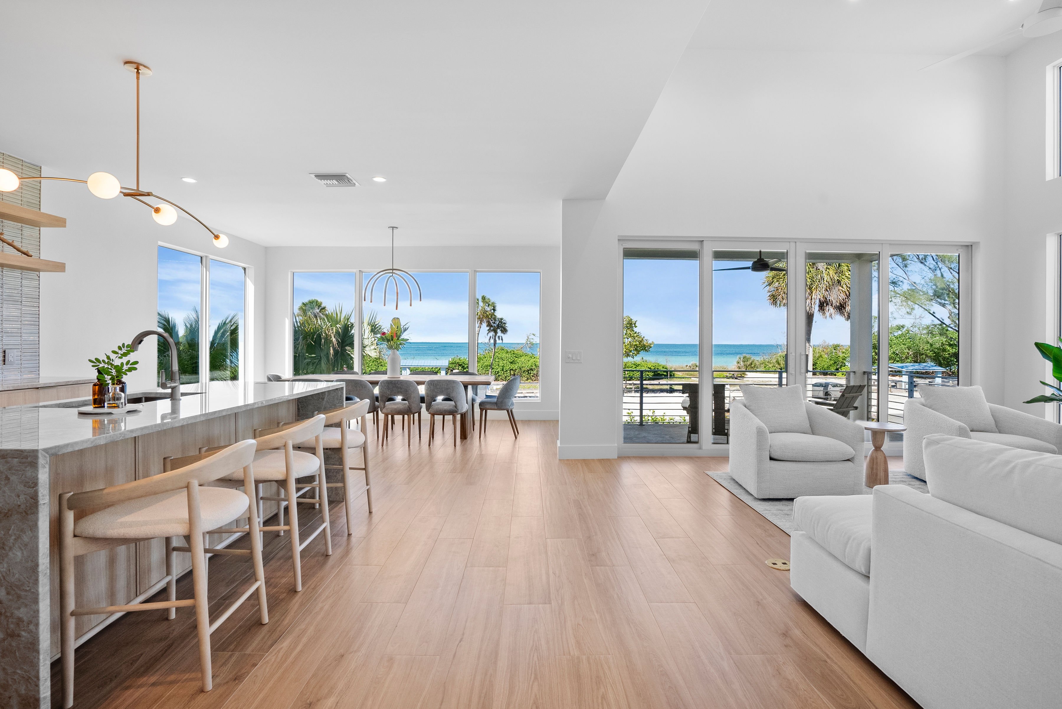 301 N Bay 13