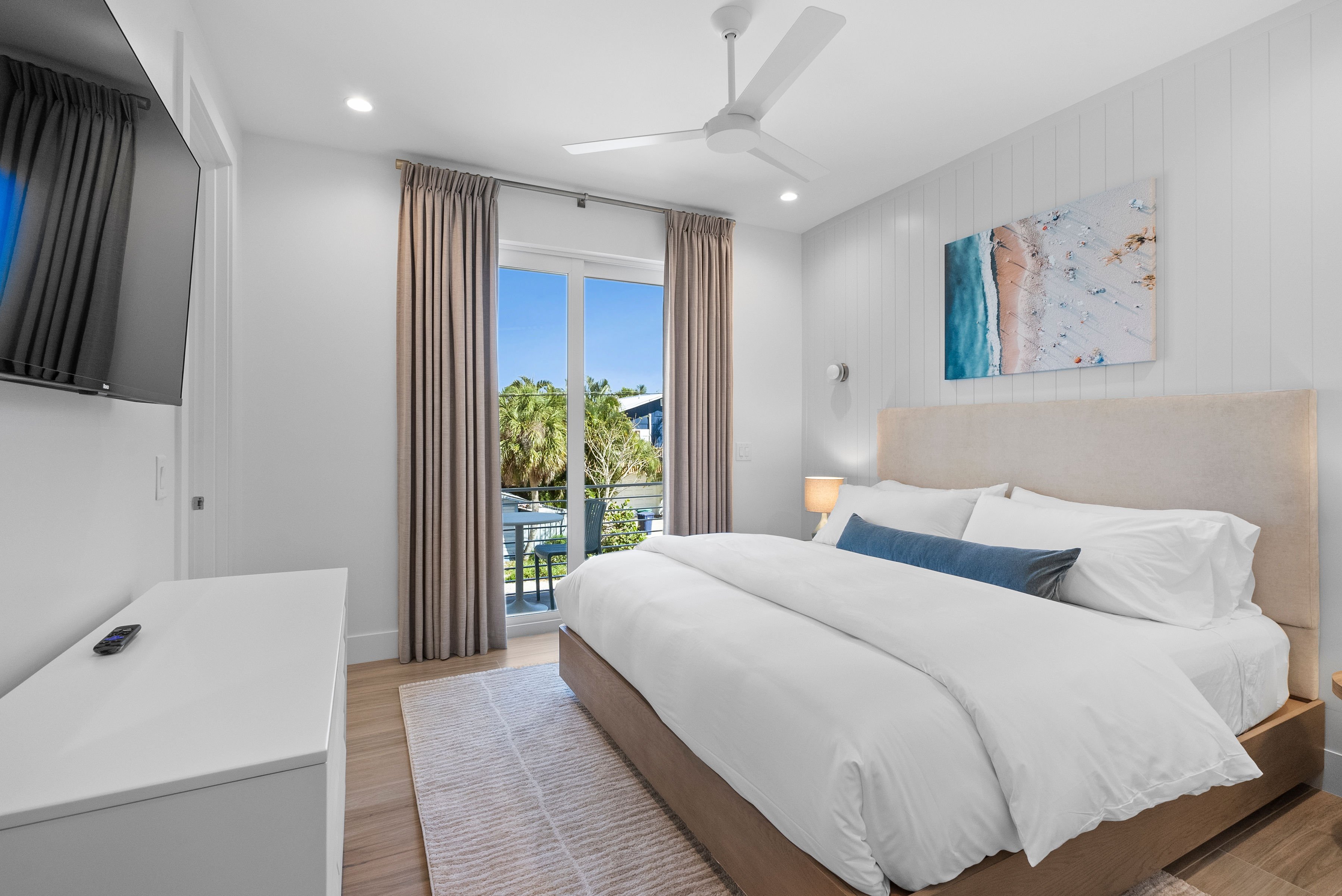 301 N Bay 15