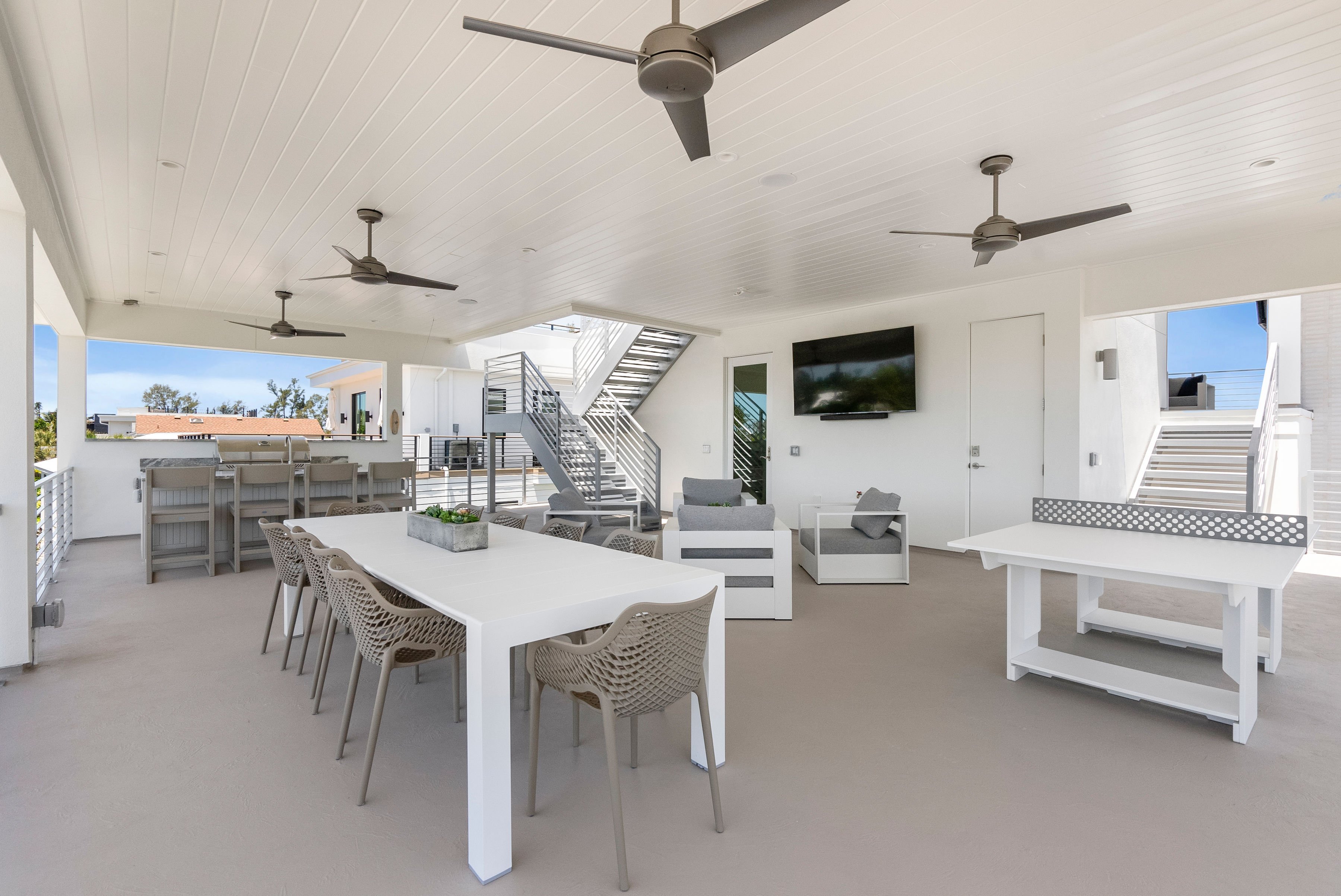 301 N Bay 29