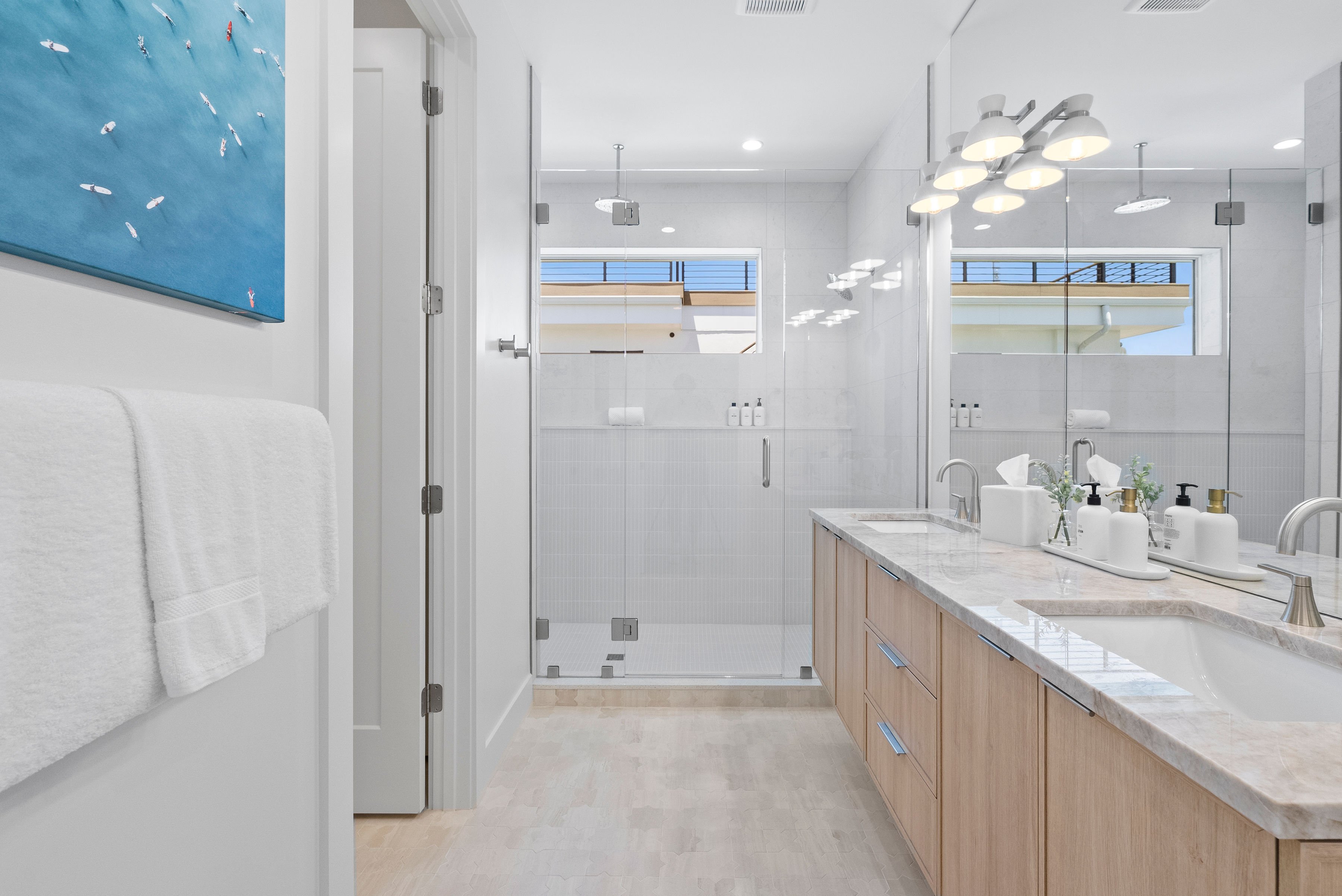 301 N Bay 32