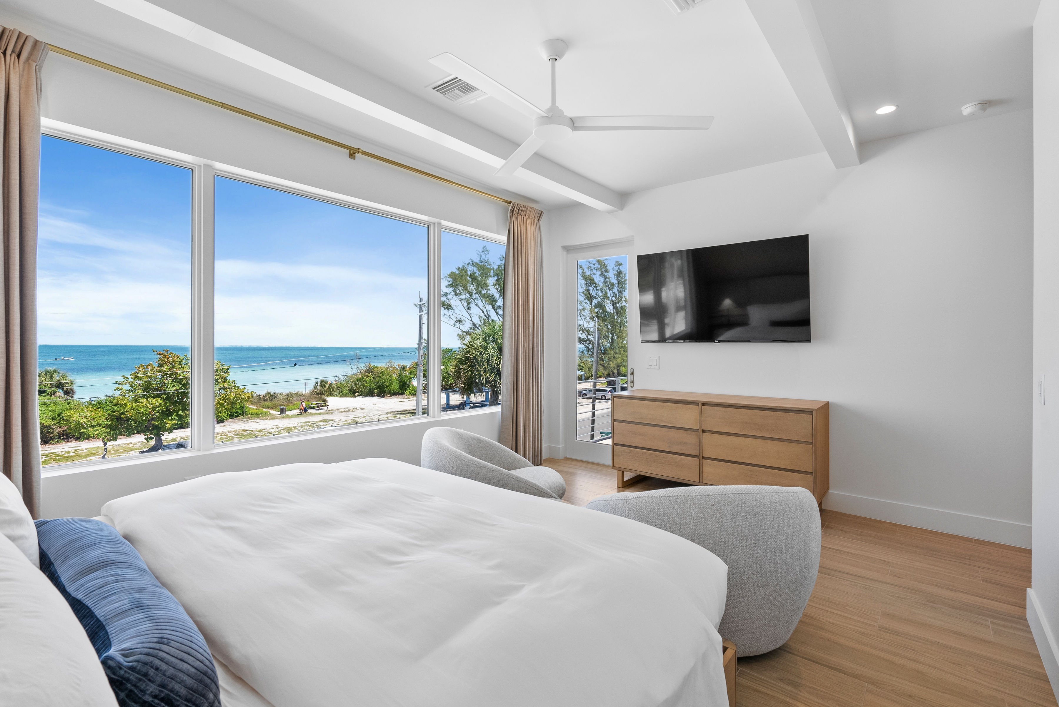 301 N Bay 34