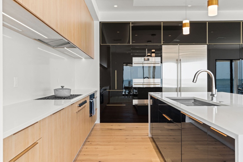 14-web-or-mls-3801 Bayshore Blvd NE Final-14-1